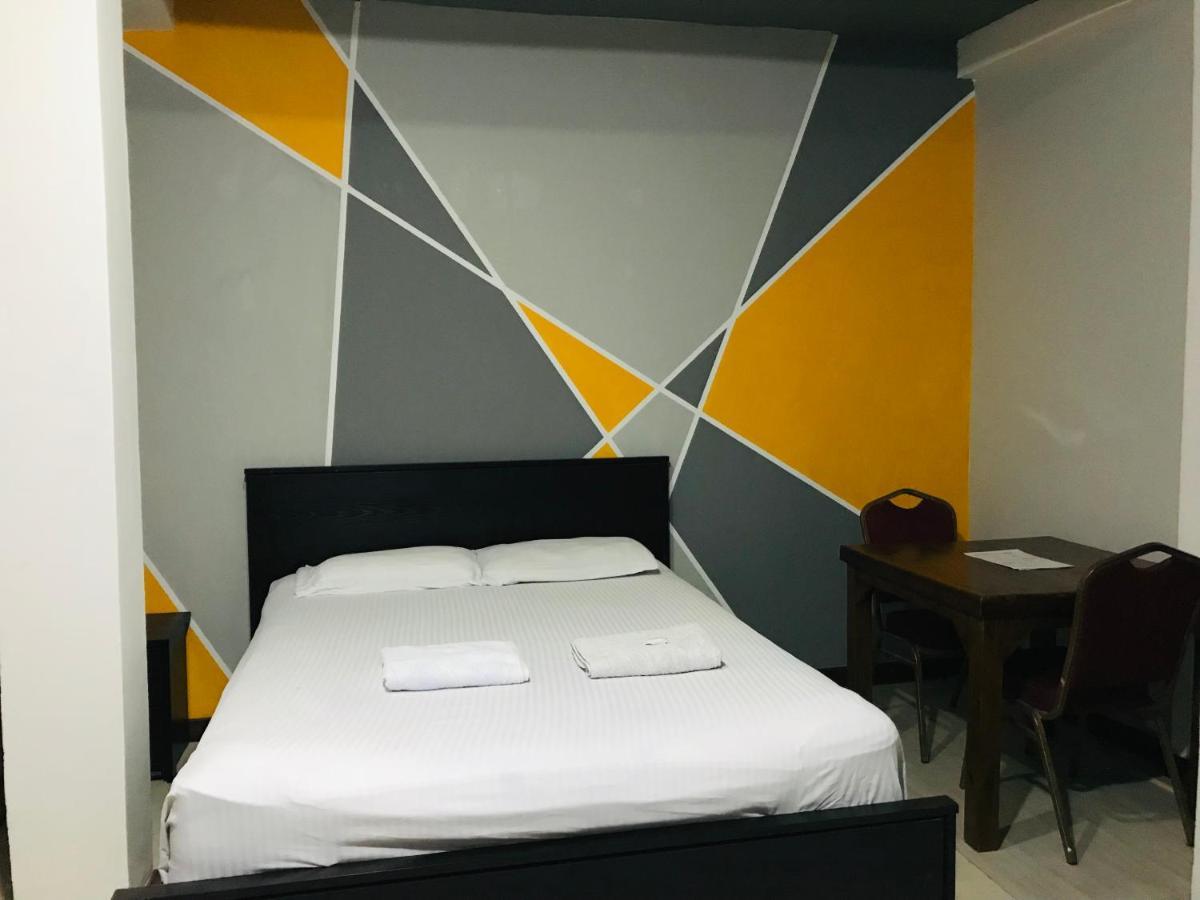 Alina Budget Hotel Кадувела Экстерьер фото