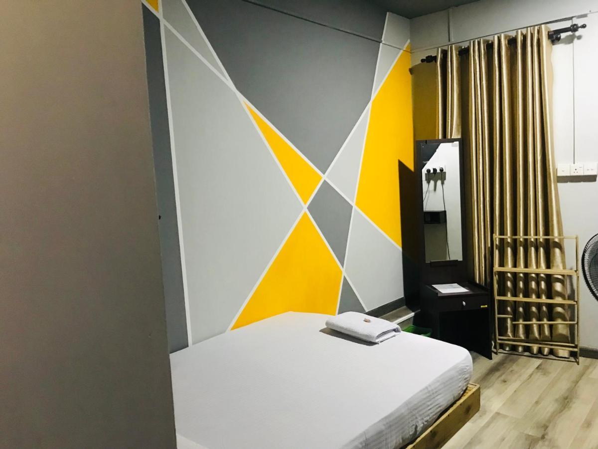 Alina Budget Hotel Кадувела Экстерьер фото