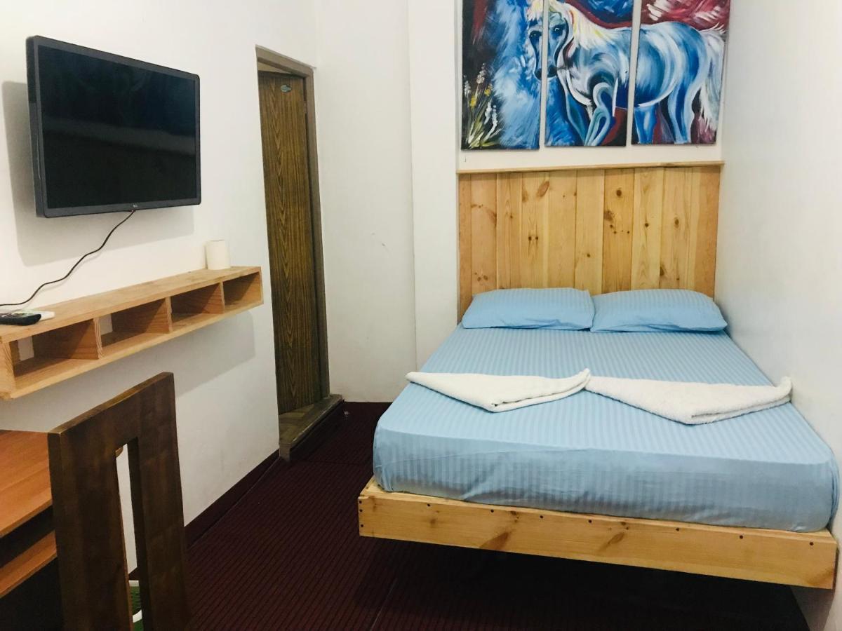 Alina Budget Hotel Кадувела Экстерьер фото