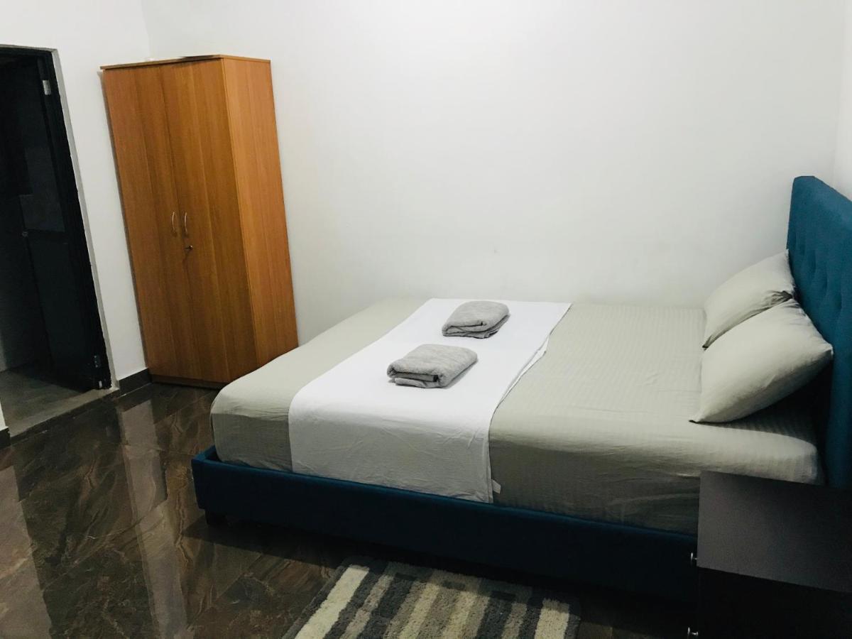 Alina Budget Hotel Кадувела Экстерьер фото